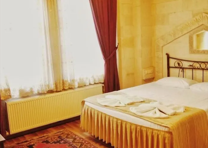 カッパドキア ストーンパレス ホテル 3*