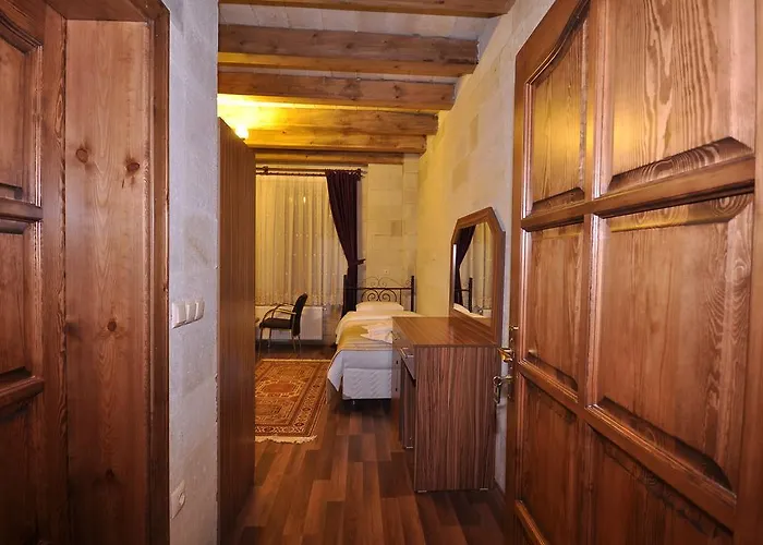 Cappadocia Stone Palace Γκόρεμε